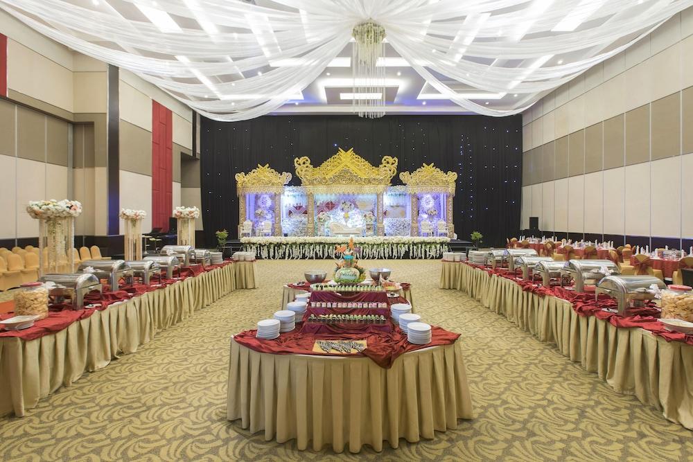 Dalton Hotel Makassar Extérieur photo