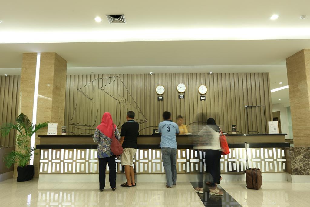 Dalton Hotel Makassar Extérieur photo