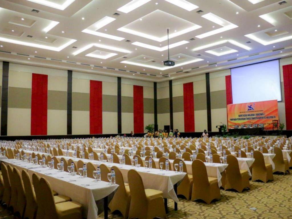 Dalton Hotel Makassar Extérieur photo