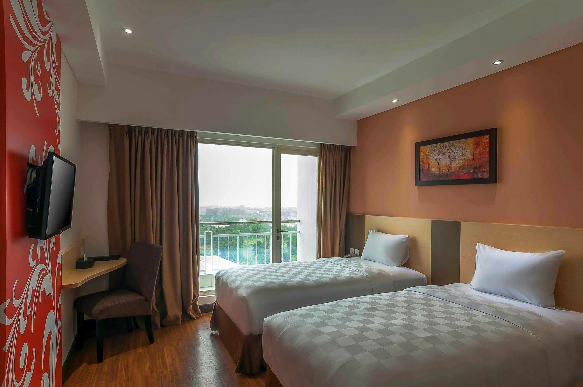 Dalton Hotel Makassar Extérieur photo